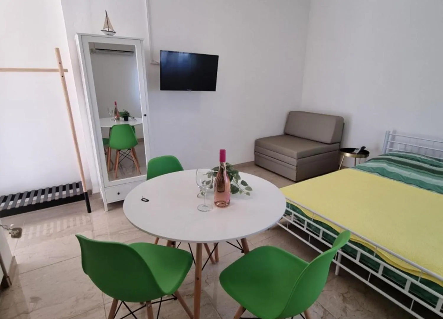 Apartmani Delminium فير شقة