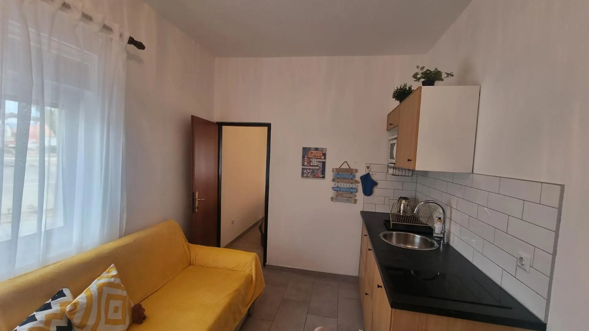 Apartmani Delminium Vir Croatia
