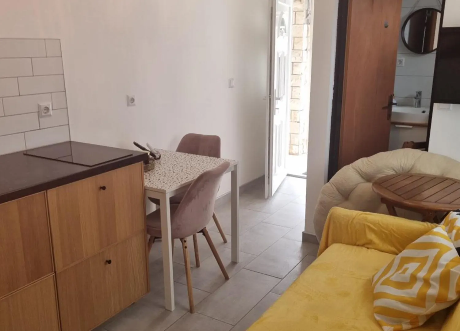 Apartmani Delminium Vir