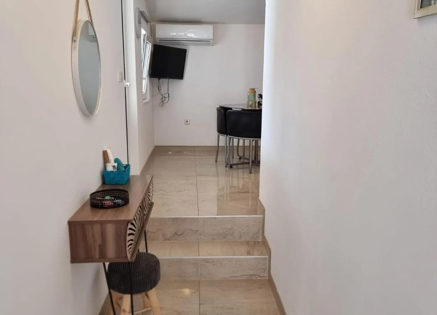 Apartment Apartmani Delminium Vir